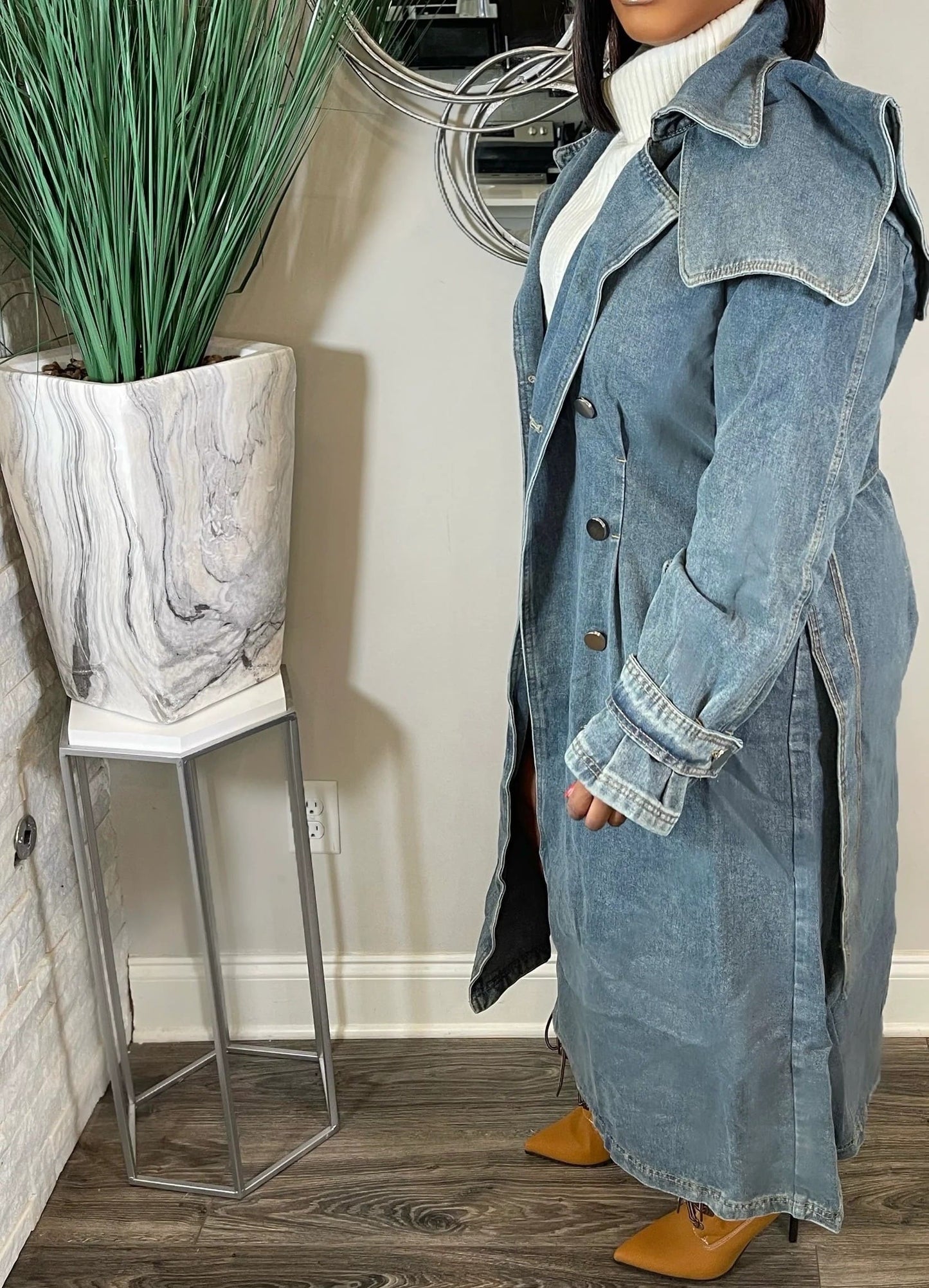 Blue Lapel Long Sleeve Denim Coat