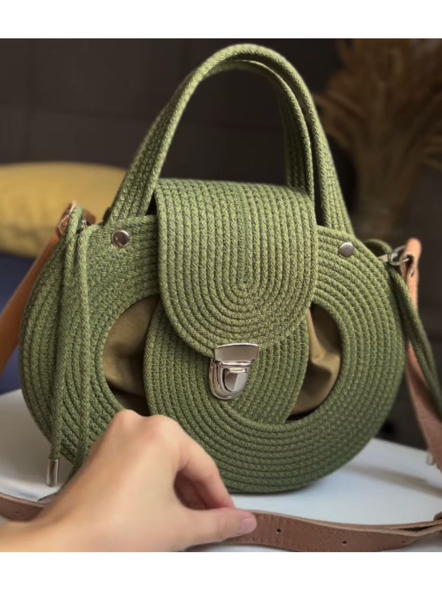 Chill Shoulder Bag