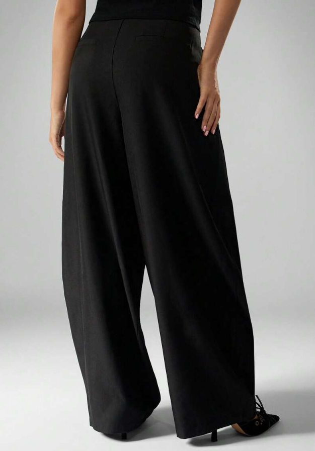 Chic Loose Black Pants